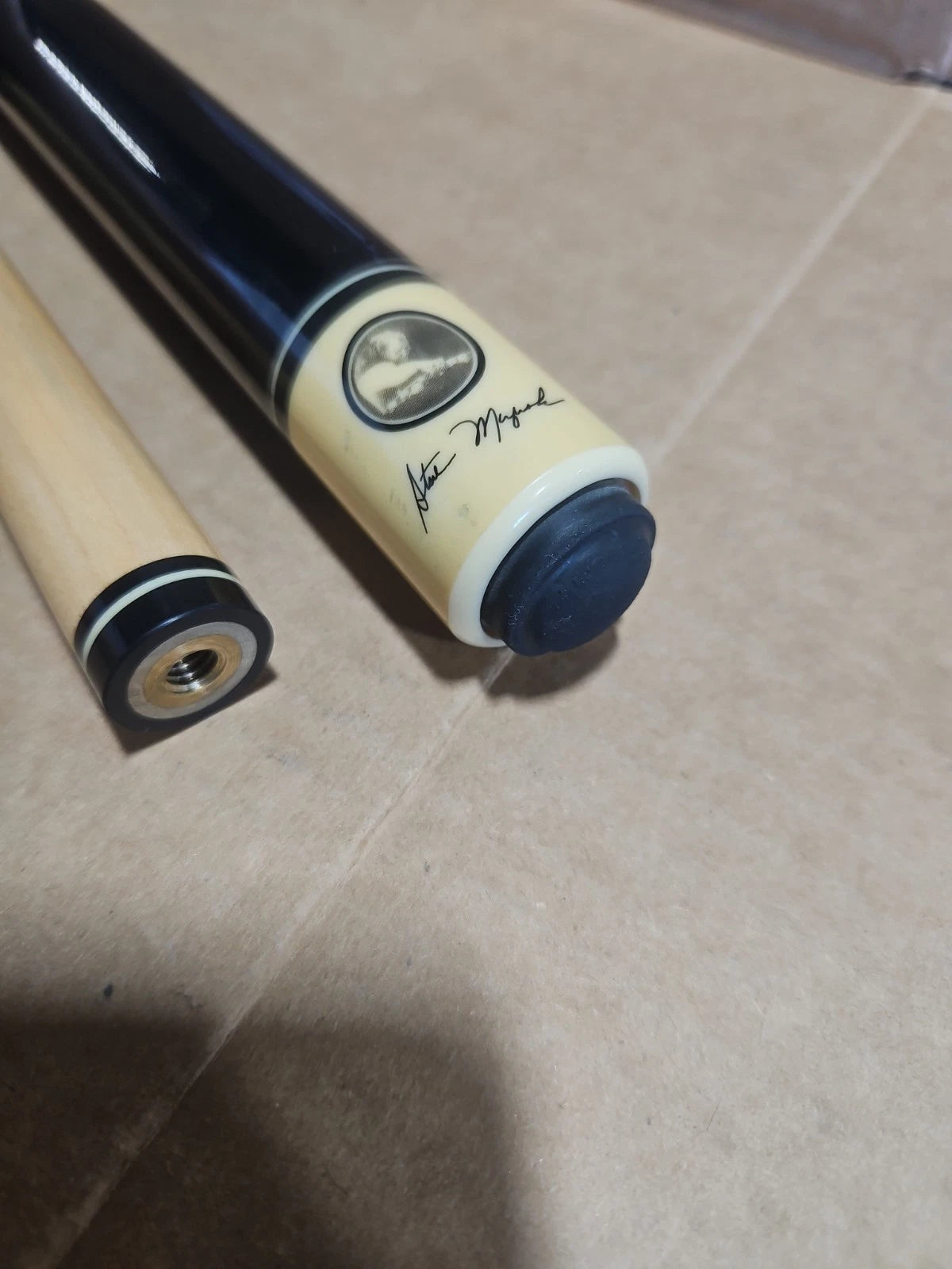 Steve Mizerak The Miz Collection Pool Cue 58 1/2" Long Pre Owned W Bag