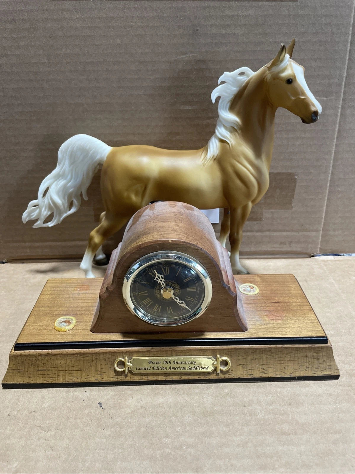 Breyer 50th Anniversary Mantlepiece Clock With #571 Palomino Saddlebred Stallion