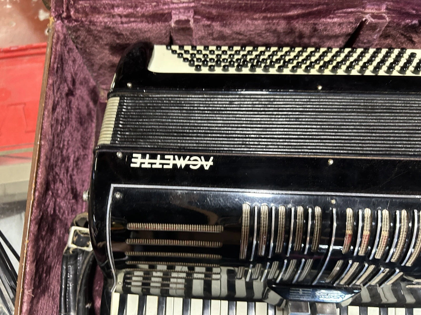 Acmette Accordian