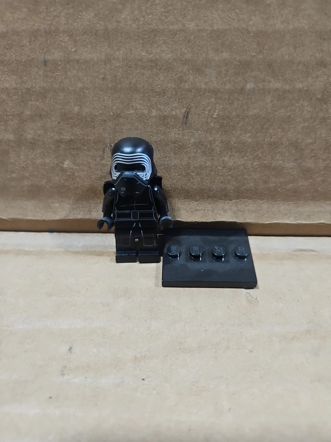 Lego Kylo Ren 75104 Helmet Command Shuttle Episode 7 Star Wars Minifigure