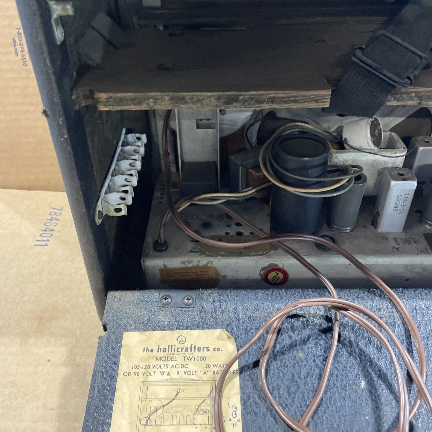 Vintage Hallicrafters TW-1000 Transoceanic World-Wide 8-Band Radio Receiver