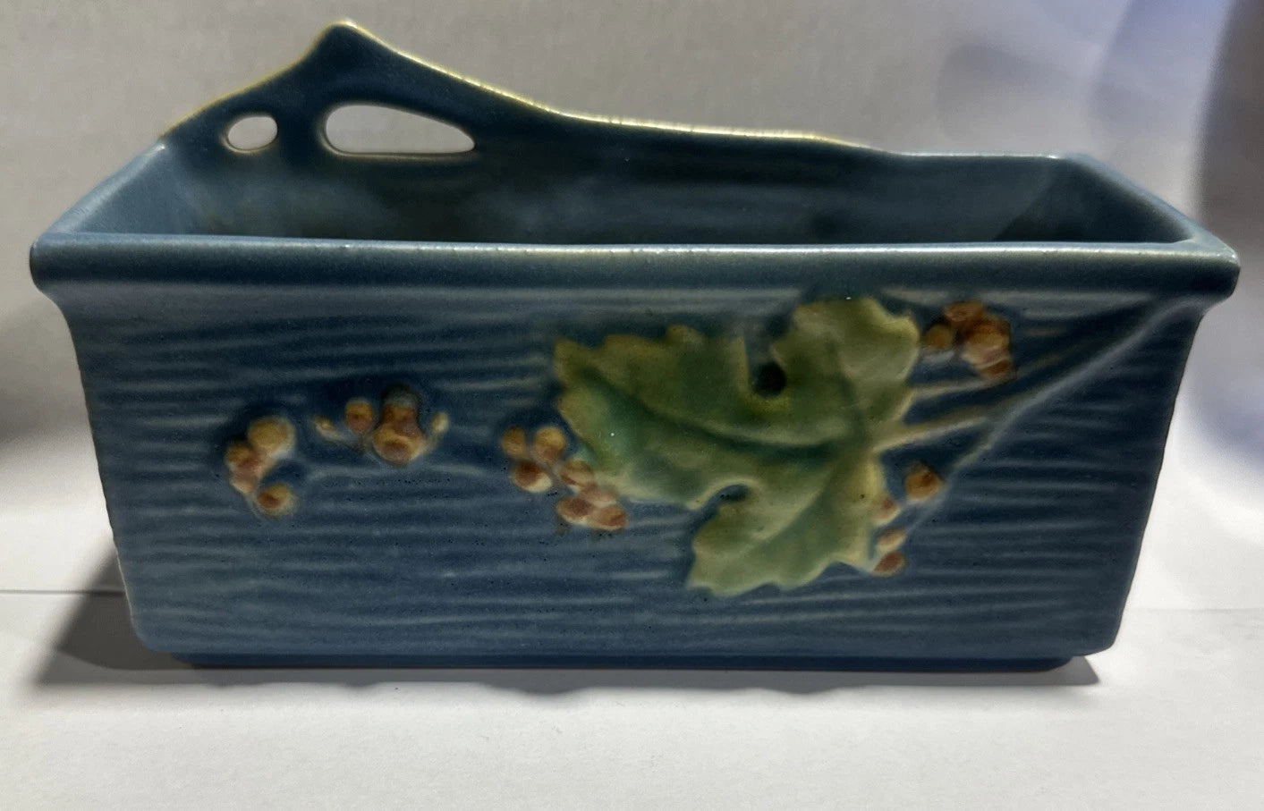 Roseville Pottery Bushberry 6" Window Planter Box Blue #383-6 Vintage 1941