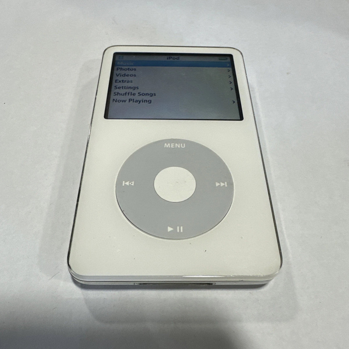 Apple iPod Classic 5th Generation White 30GB Model A1136