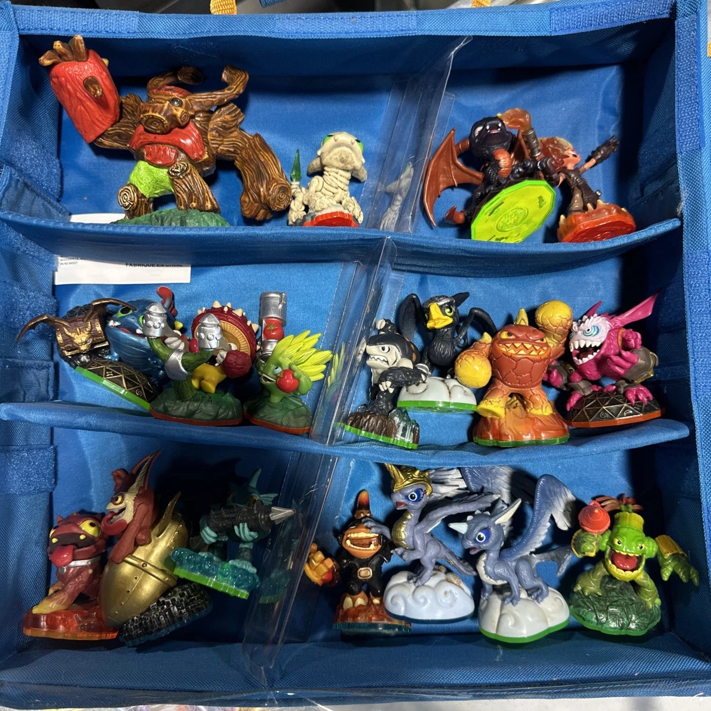 Skylanders Lot Spyros Giants Trap Team 20 Figures With Accessories, Trap, Case