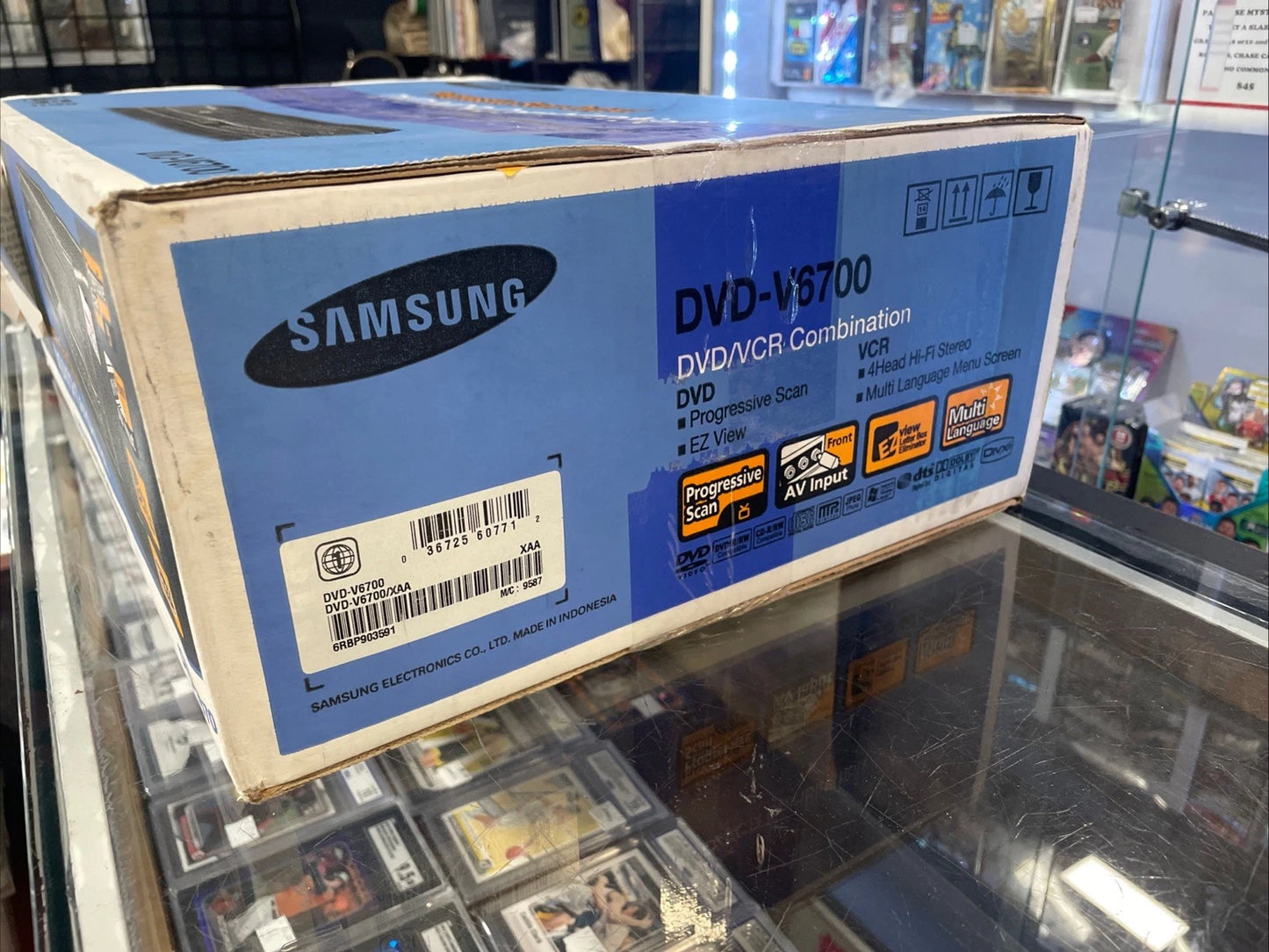 Samsung DVD-V6700 DVD-Player / VHS-Videorecorder OPEN BOX