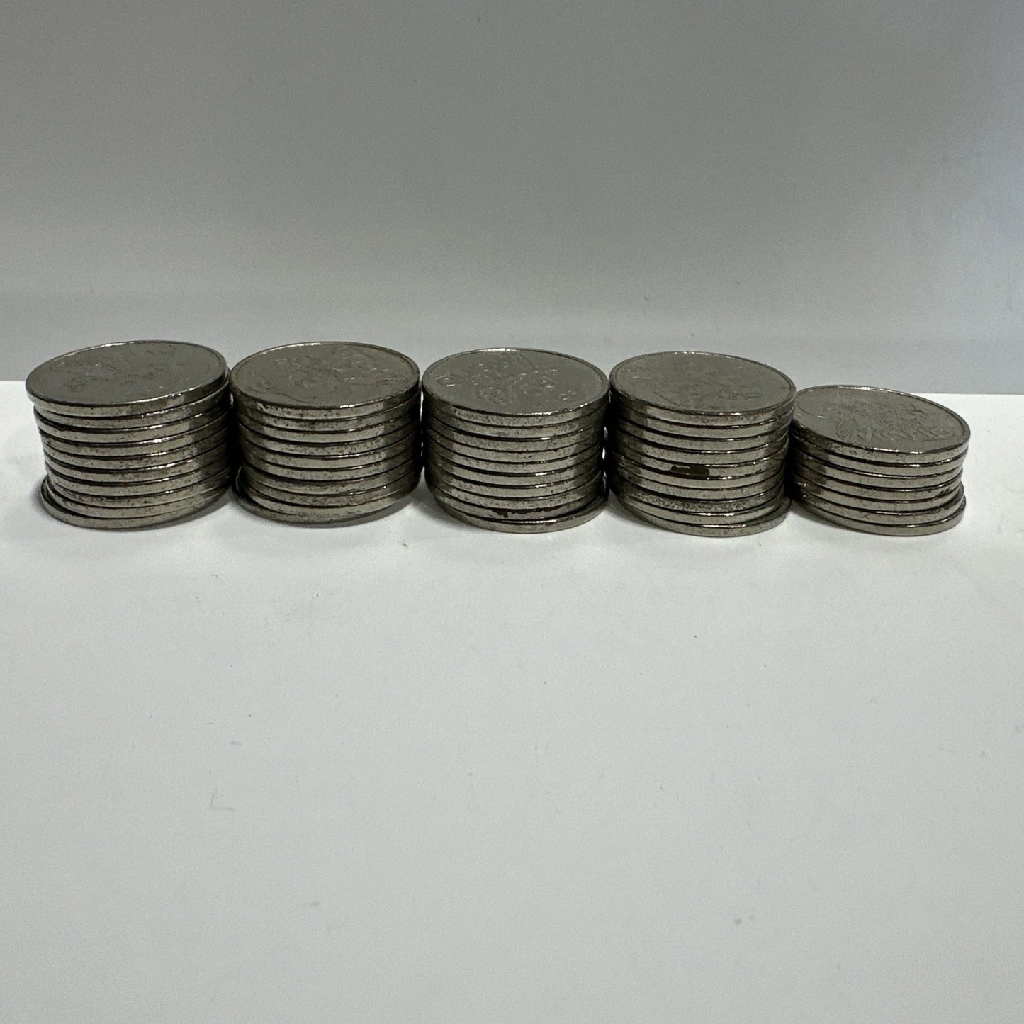 RARE 1980s SUPER MARIO VINTAGE ARCADE TOKEN SILVER TONE SHERIFF JAPAN LOT OF 46