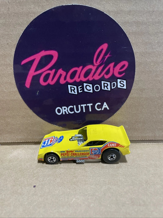 Vintage 1977 Hot Wheels DON PRUDHOMME Snake Yellow Pepsi Challenger Funny Car