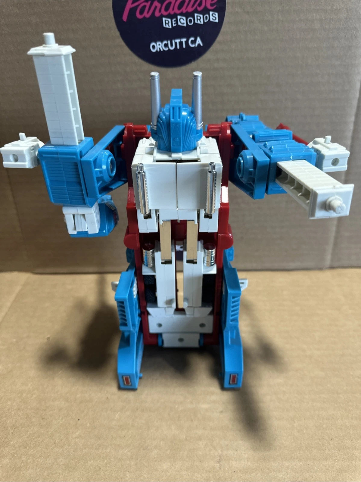 Vintage Transformers G1 Ultra Magnus Complete 1986 Hasbro Rubber Wheels