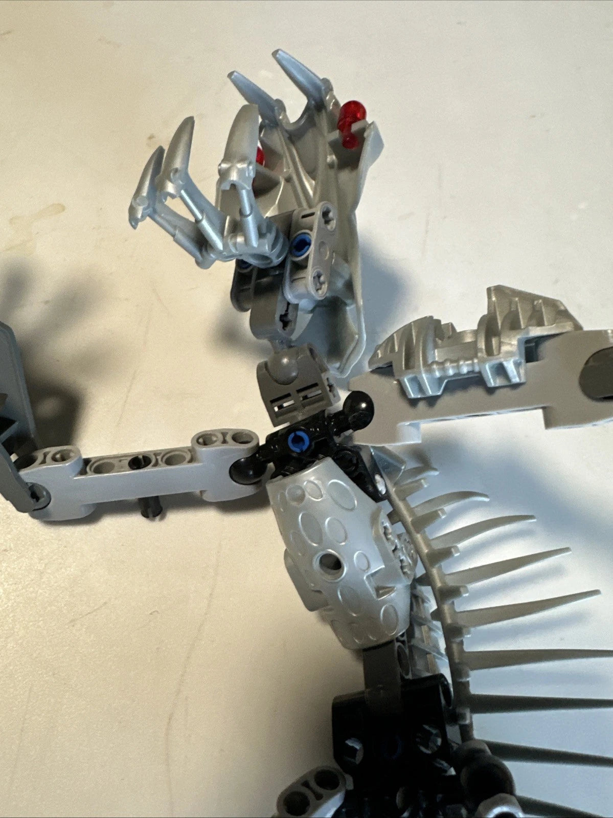 Lego Bionicle Maxilos and Spinax (8924) 96% Complete w/ Instructions