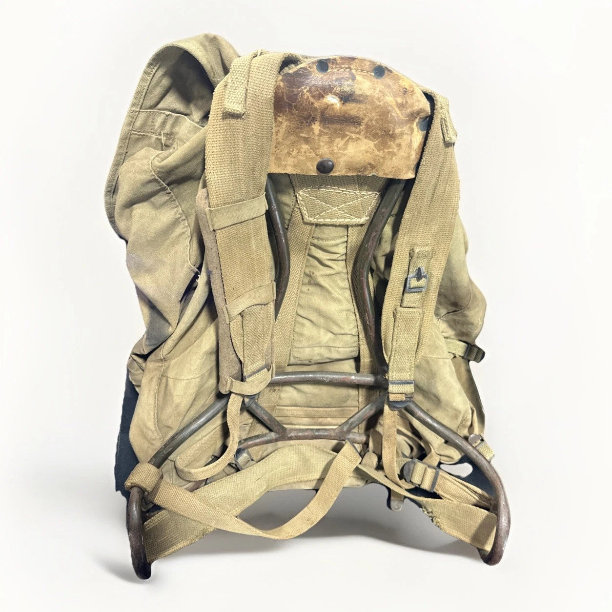 1943 WWII US Army Military Mountain Backpack w/ Metal Frame