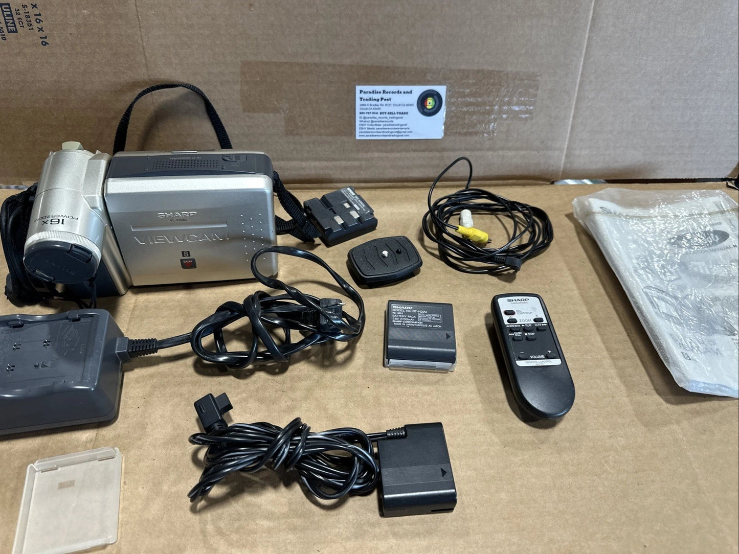Sharp Viewcam VL-E630 Camcorder With Charger & Case, Remote & Manual Working