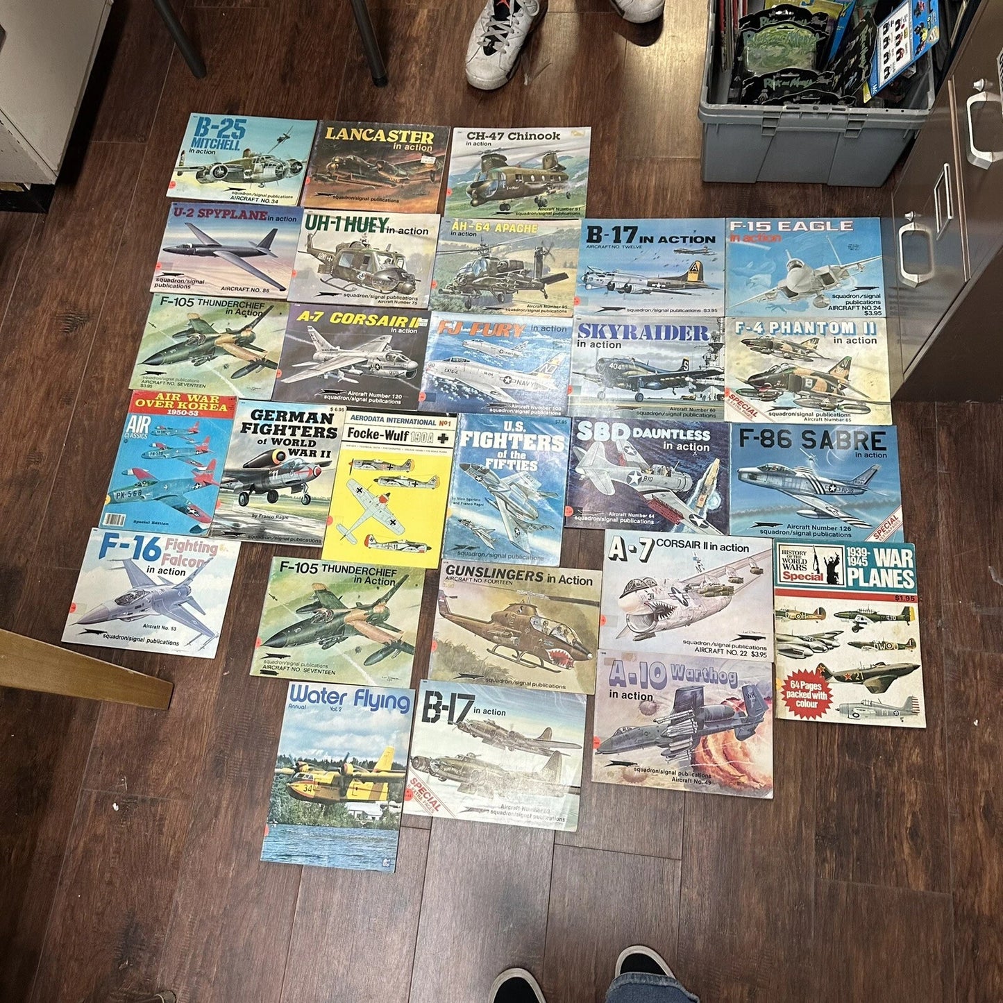 27 Vintage Military, Commercial Aviation Airplane Book Bundle