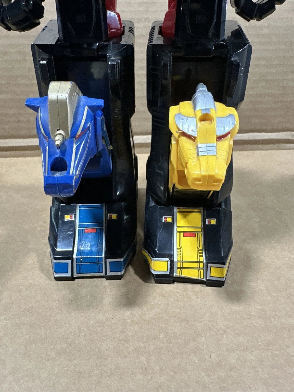 1994 Bandai Mighty Morphin Power Rangers Thunder Megazord Incomplete