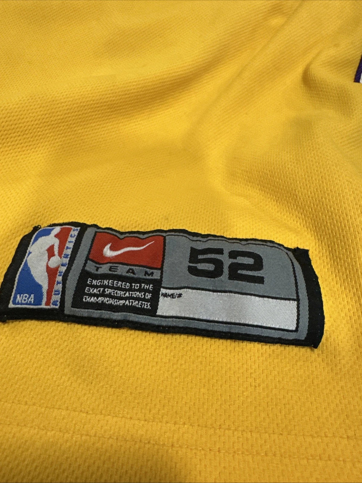 Vintage Authentic Kobe Bryant Nike 2002 NBA Los Angeles Lakers Jersey 52 Gold