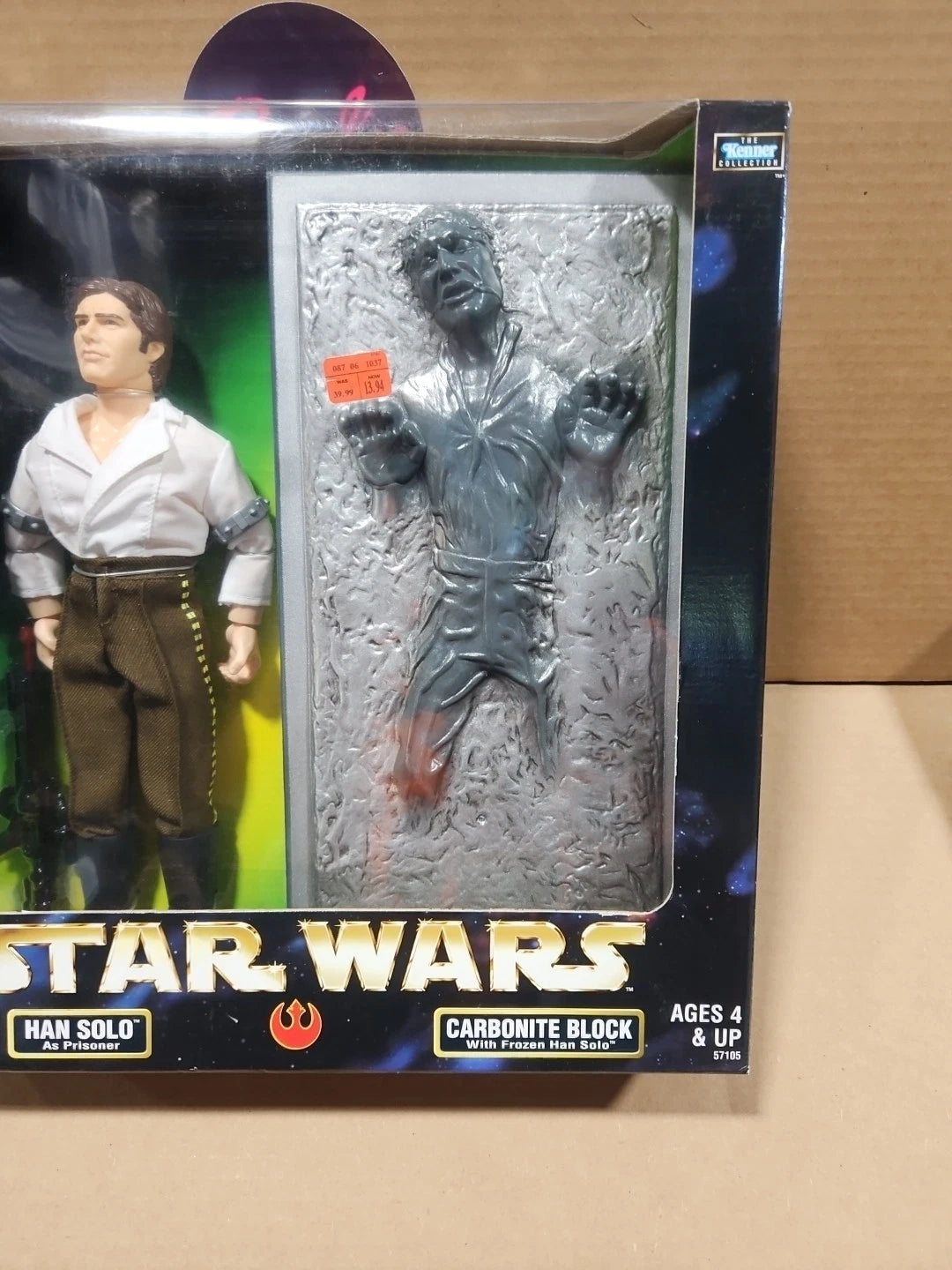 STAR WARS HAN SOLO AS PRISONER AND CARBONITE BLOCK WITH FROZEN HAN SOLO TWO PACK