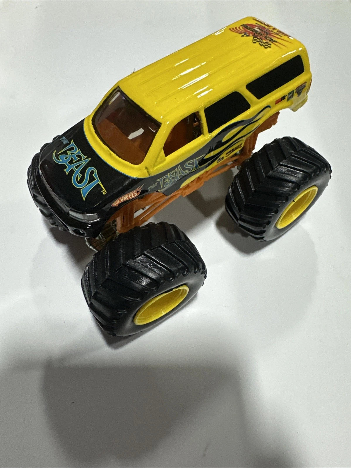 VTG Grave Digger HOT WHEELS MONSTER JAM Carrying Case Box with 11 Trucks Lot #1