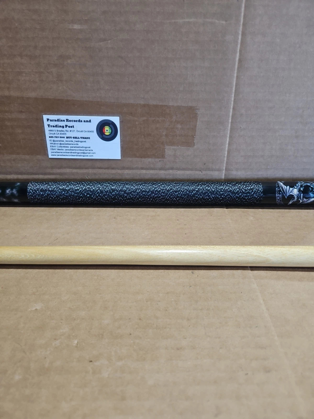 Players Pool Cue With Bag Dragon Theme