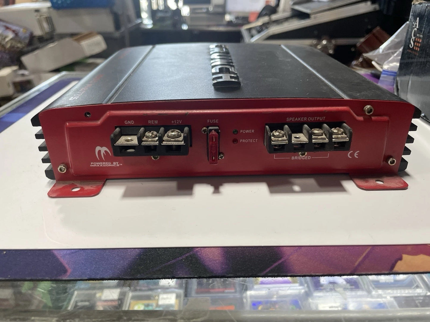Crunch GP-1000.2 Red Black Ground Pounder 1000 Watts 2 Channel A/B Amplifier