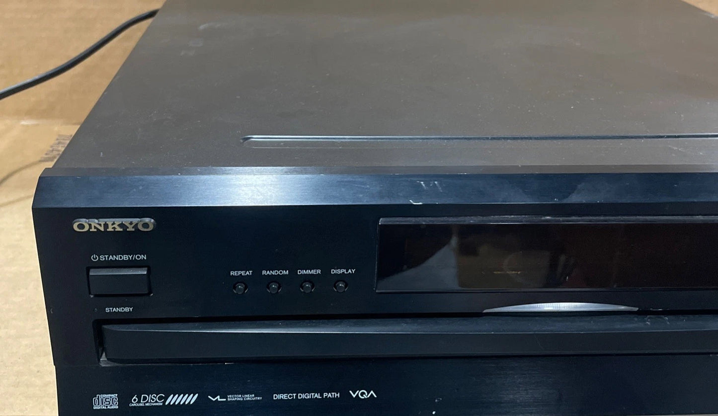 Onkyo DX-C390 6-disc carousel CD changer (Great Condition) Tested