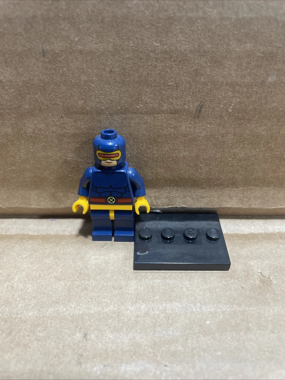 LEGO SUPER HEROES X-men Marvel Cyclops Dark Blue Outfit Mini Figure Only