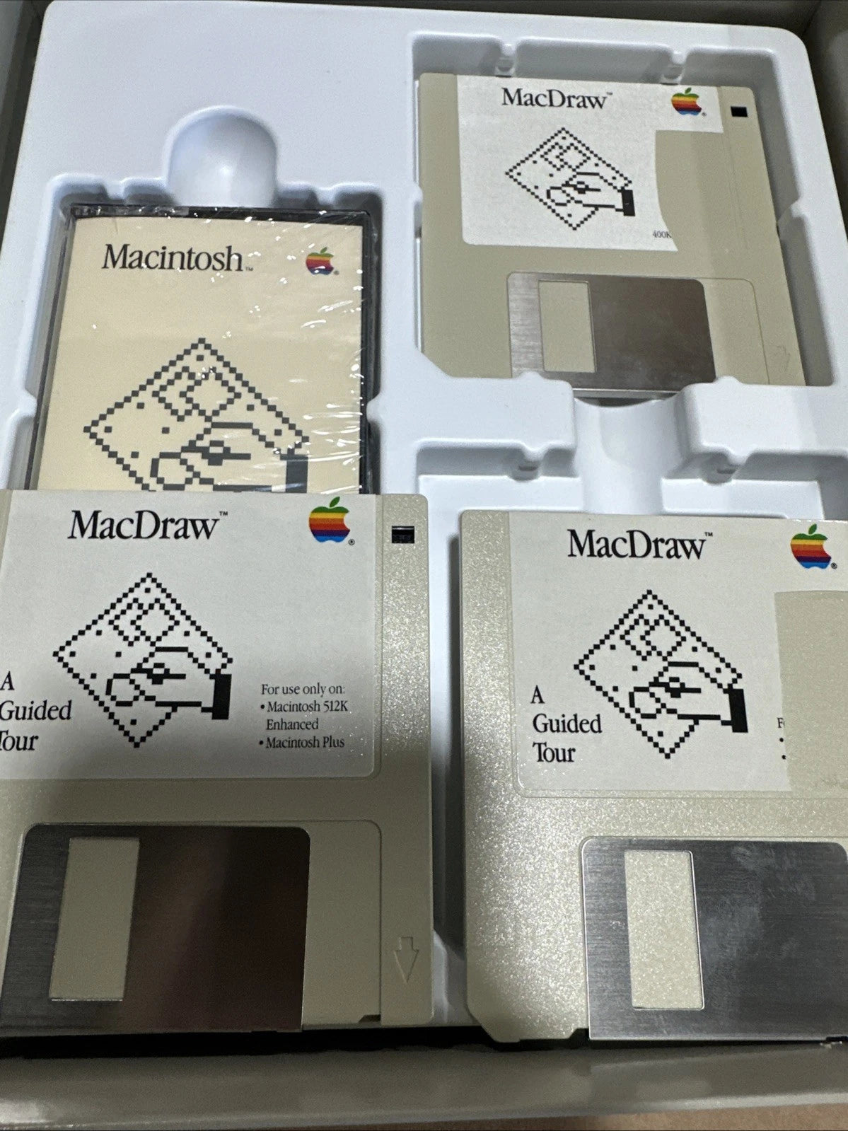 Apple Macintosh MacProject M0525 MacDraw M0526 Macintosh MacWrite M0535 READ