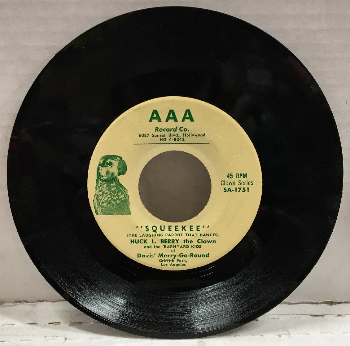 Huck L. Berry The Clown Squeekee/Skaters Waltz 7” SA-1752