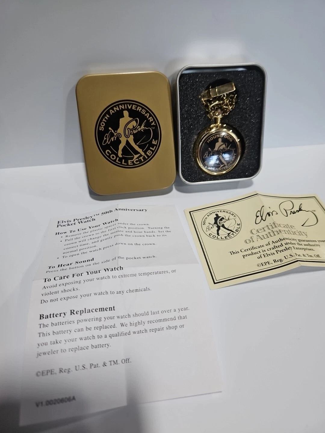 50th ANNIVERSARY Elvis PRESLEY Hound Dog Pocket Watch With Sound