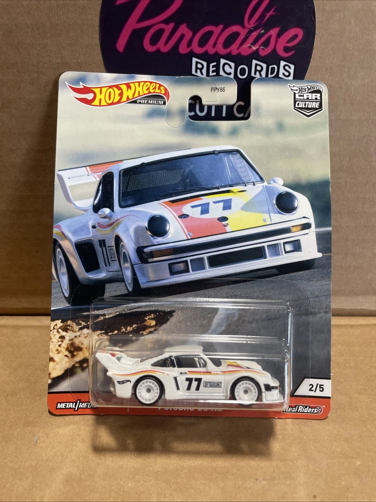 Hot Wheels Premium Thrill Climbers Porsche 934.5 2/5 Car Culture White
