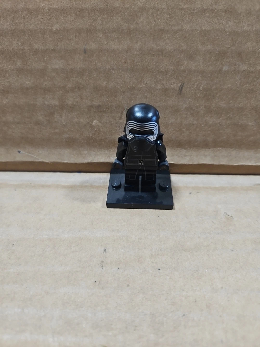 Lego Kylo Ren 75104 Helmet Command Shuttle Episode 7 Star Wars Minifigure