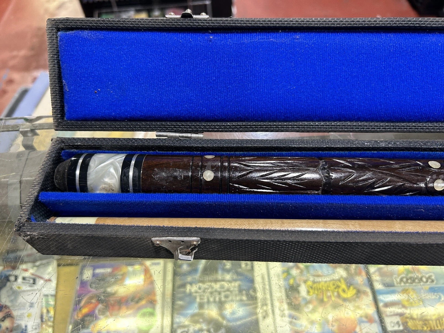 Vintage Premier Line pool cue stick With Carry Case. Premiere