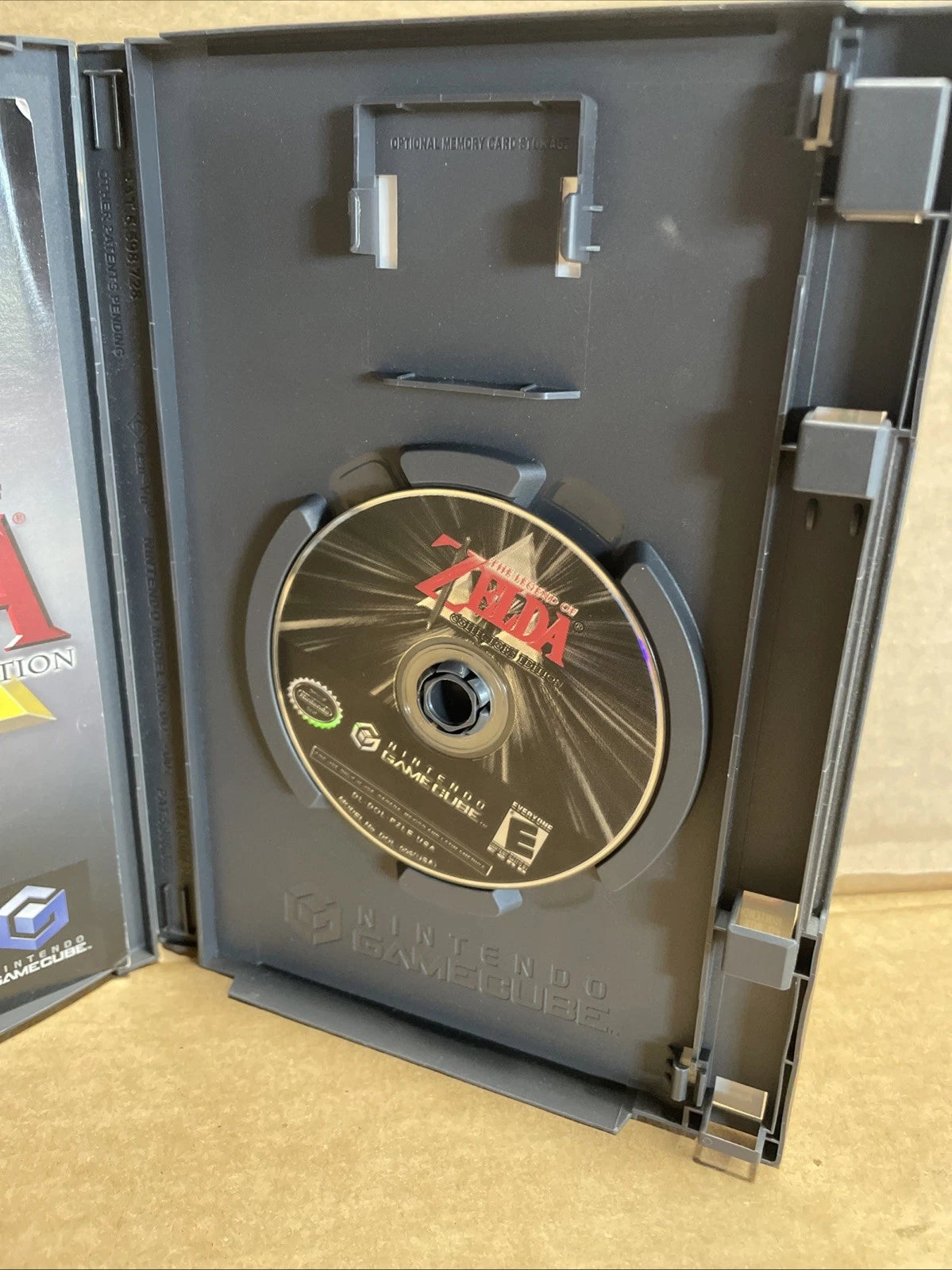 THE LEGEND OF ZELDA COLLECTOR'S EDITION (Nintendo GameCube, 2003)