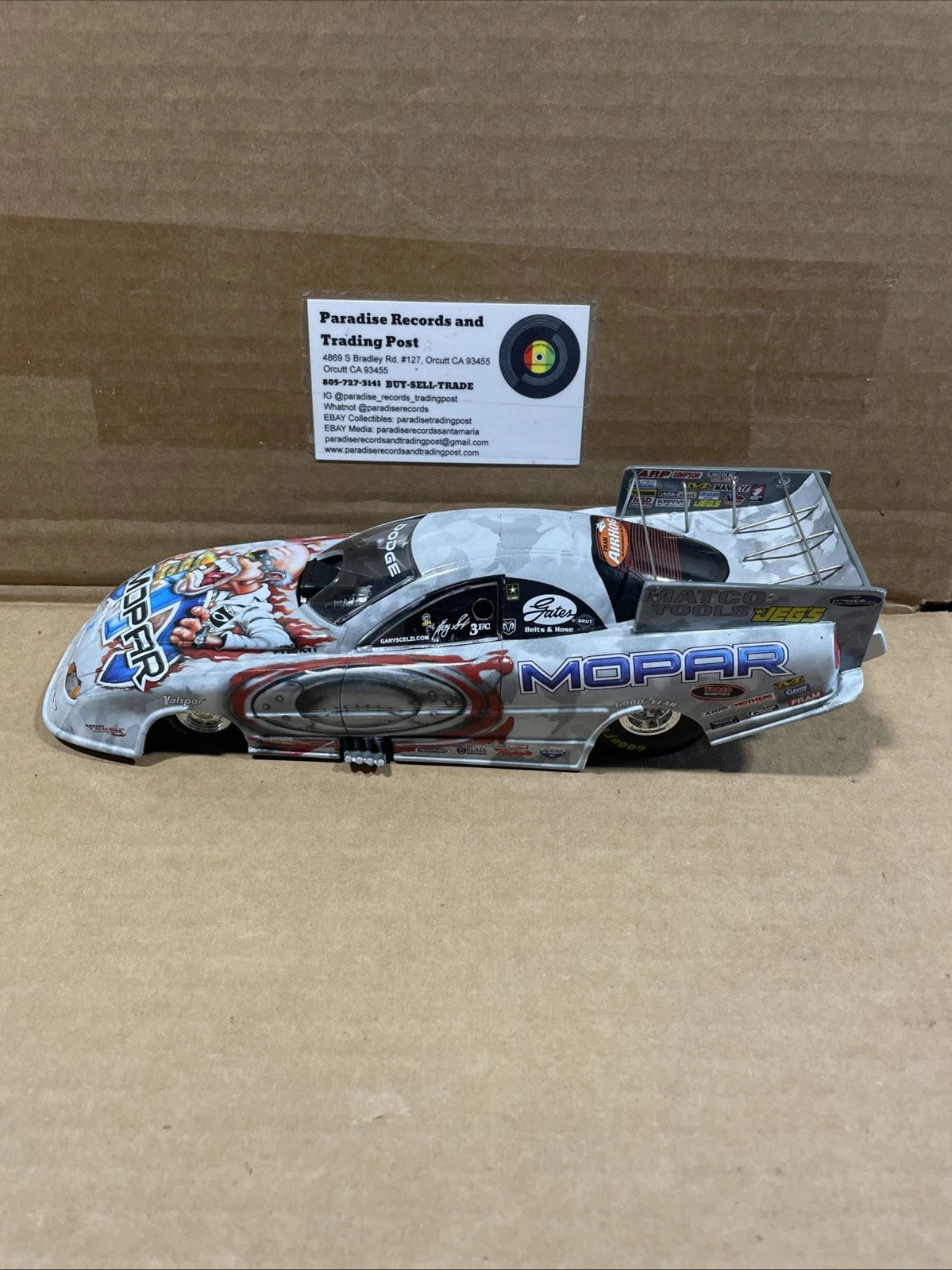 Racing Champions Pro Series Mopar NHRA Funny Car 1:24 Gray Gary Scelzi