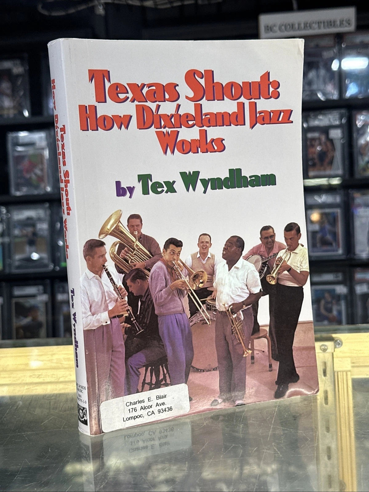 TEXAS SHOUT: HOW DIXIELAND JAZZ WORKS: BY TEX WYNDAM 1997 PAPERBACK SIGNED