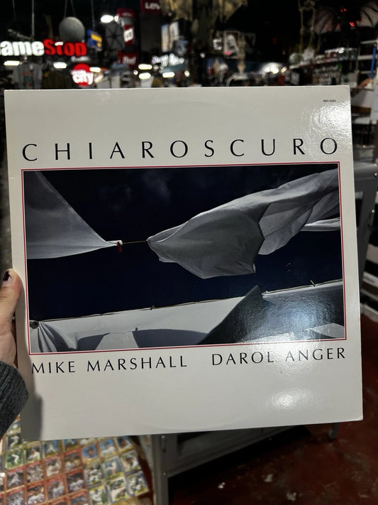 Windham Hill LP WHA 1043: Mike Marshall / Darol Anger - Chiaroscuro excellent