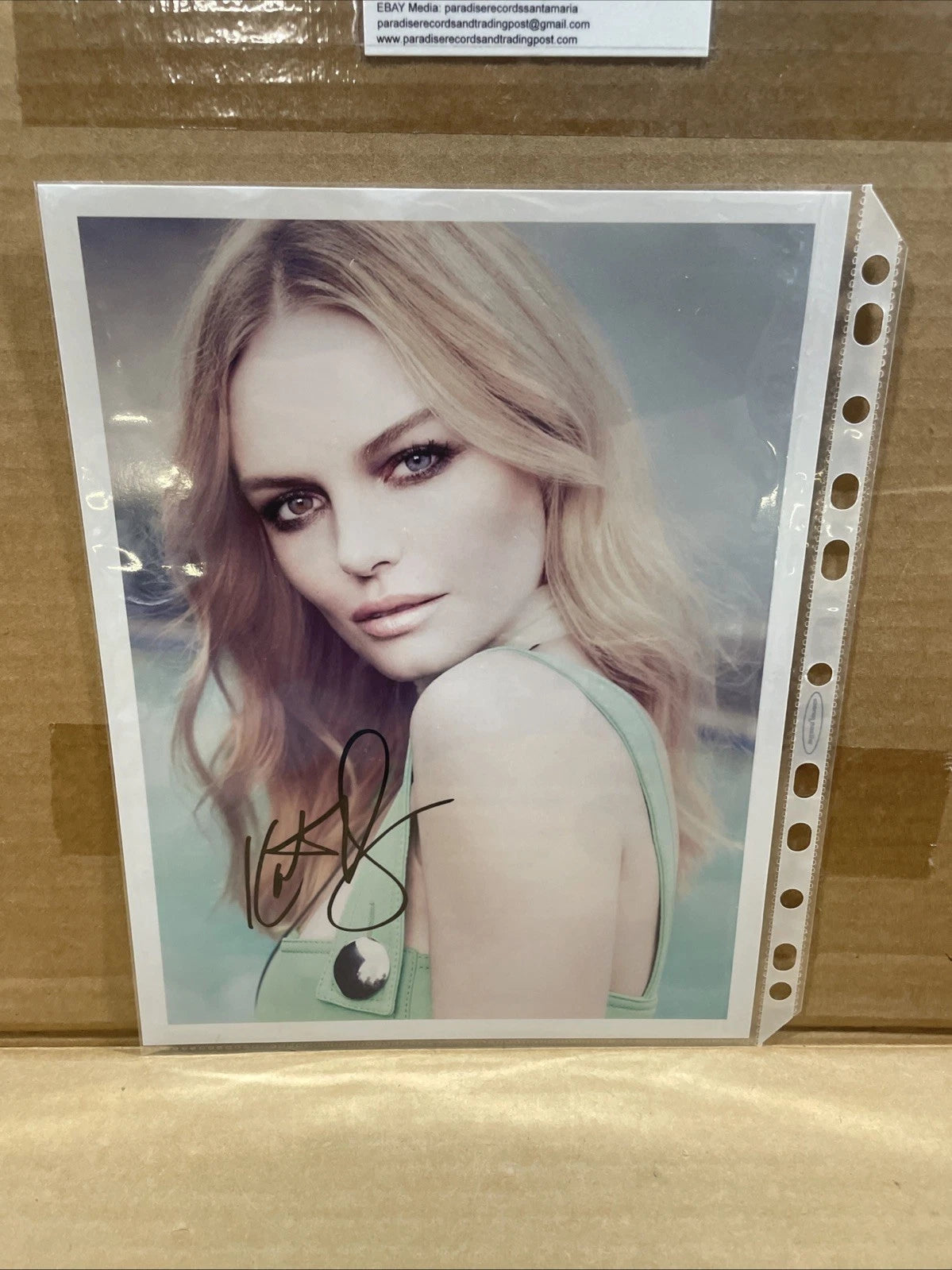 Autographed Kate Bosworth 8 x 10 Photo Signed with COA