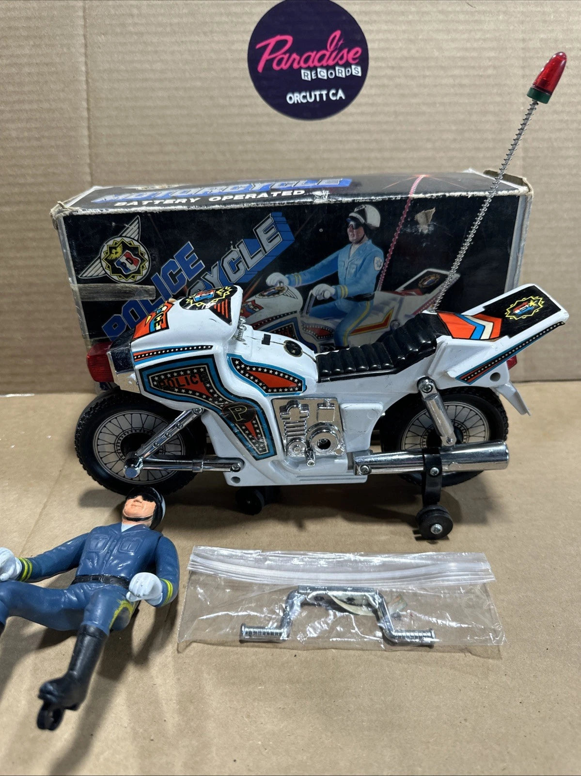 1984 Taiwan Son Ai Toys B/O Police(CHIPS Style)Motorcycle WORKS GREAT! YH-853C