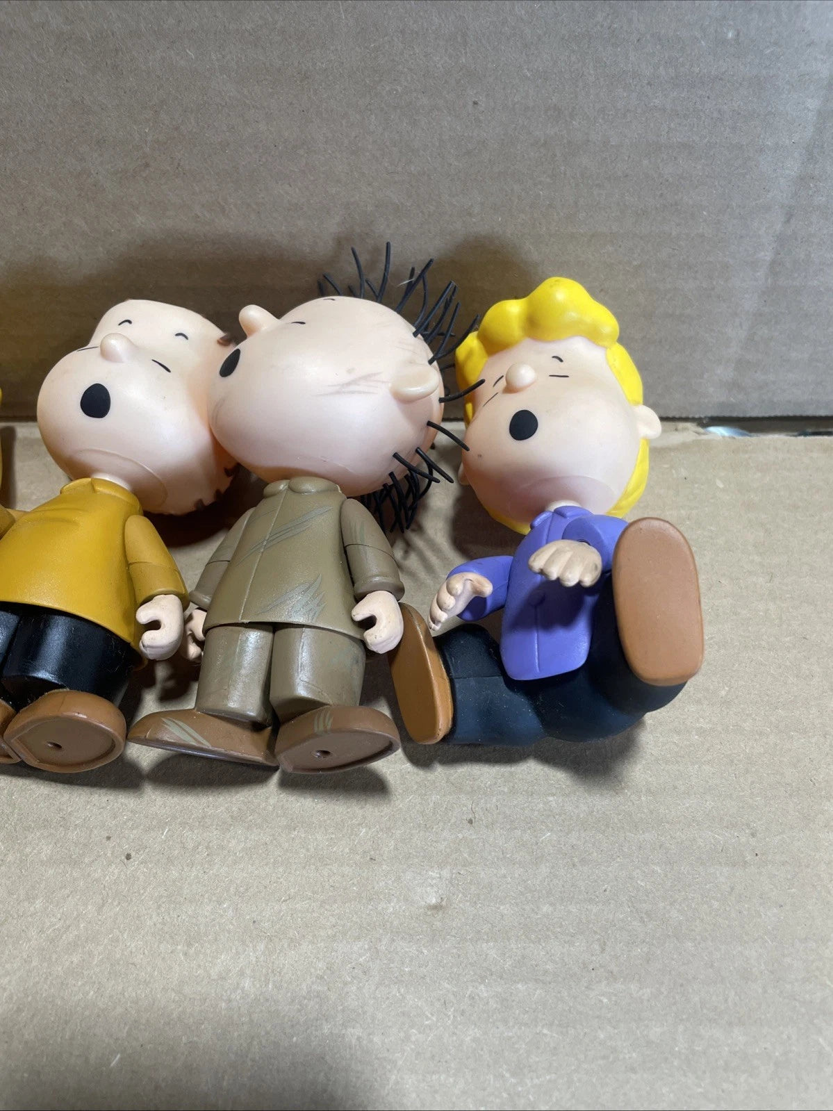 PEANUTS CHARLIE BROWN and GANG 5” Vinyl Action Figure 2002-2003 Vintage Lot Of 6