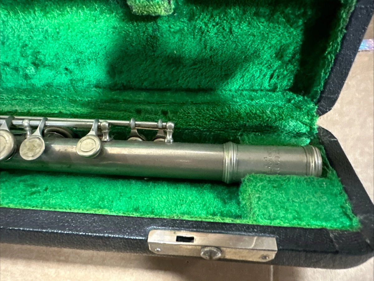 C.G. CONN Model 10-0 Unibody Flute Missing Piece
