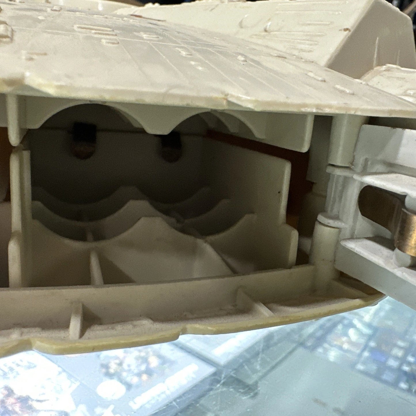 Vintage Kenner 1979 Star Wars Millennium Falcon incomplete