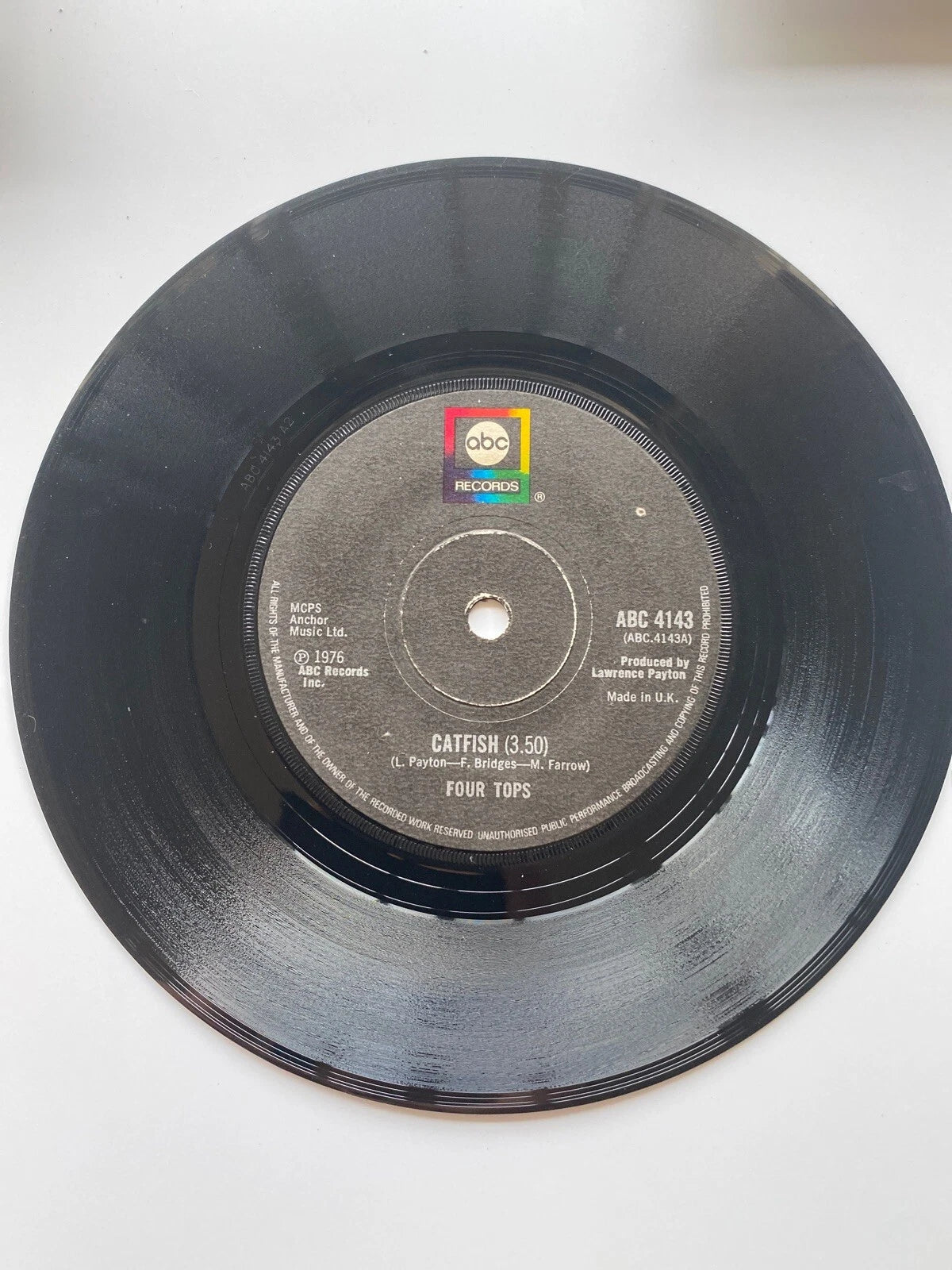 UK import 7” Single, FOUR TOPS, Catfish (1976) ABC4143