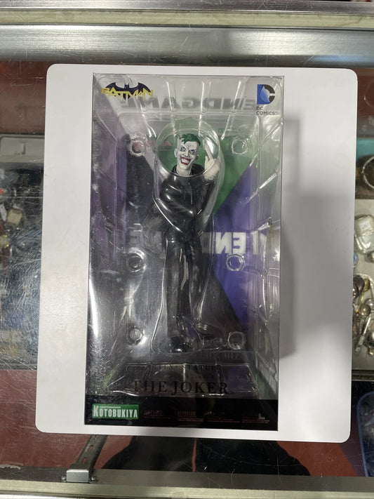 Kotobukiya ArtFX+ DC Statue Joker 1/10th Scale