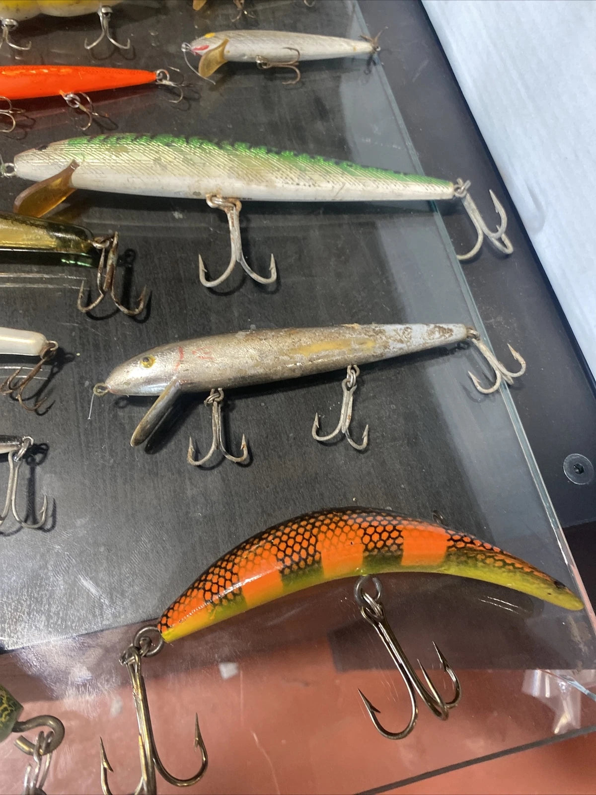 Vintage Fishing Lures (45) MANNS RAPALA REBEL HELFIN BAGLEY