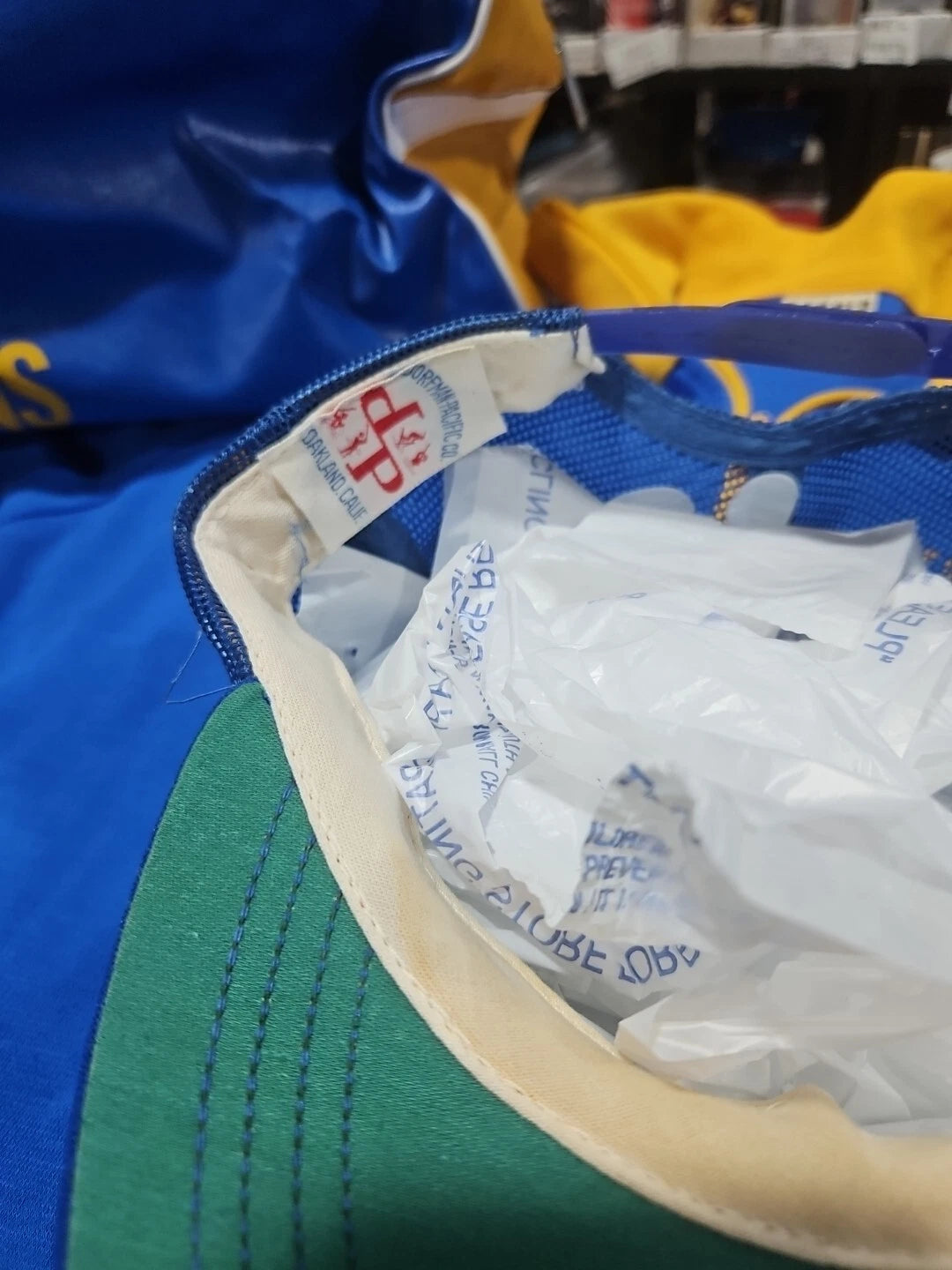 VINTAGE UCLA BRUINS LEATHER BAG WITH JACKET LARGE & HAT RARE