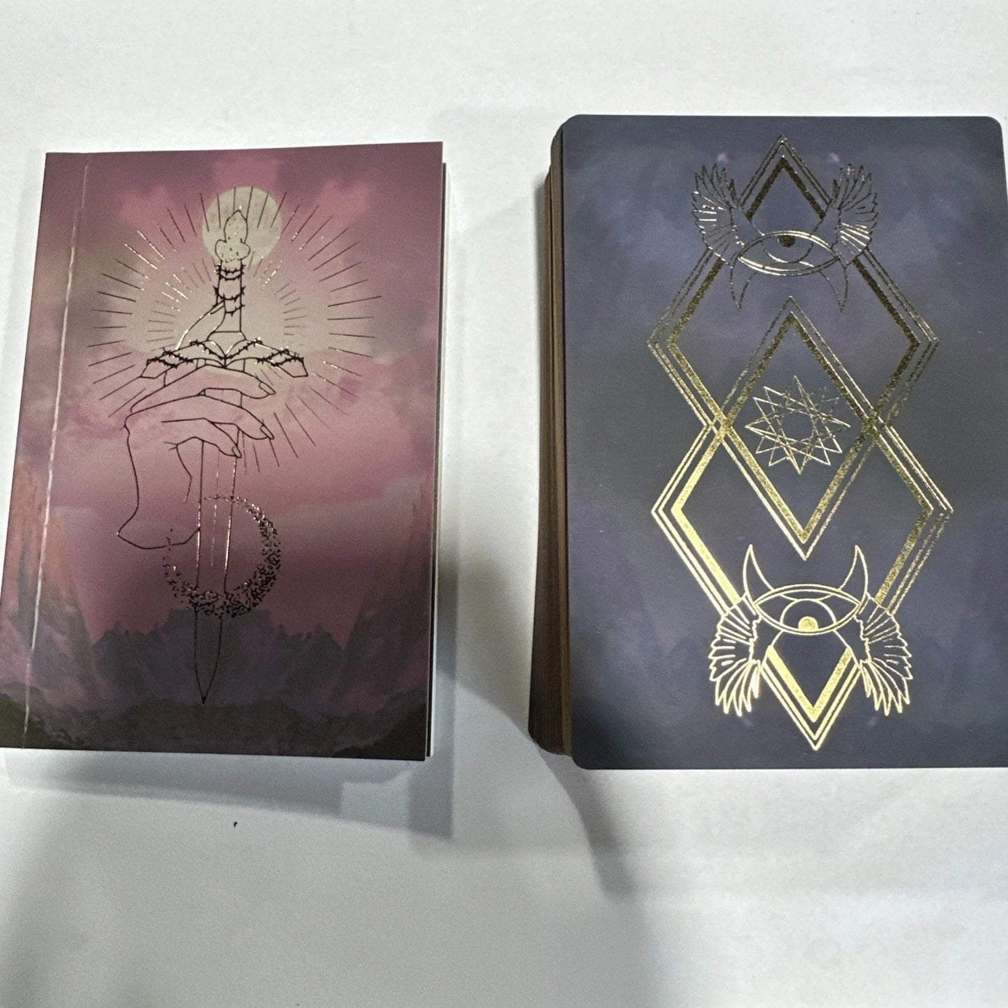 The Threads Of Fate Oracle Deck Shadow Edition