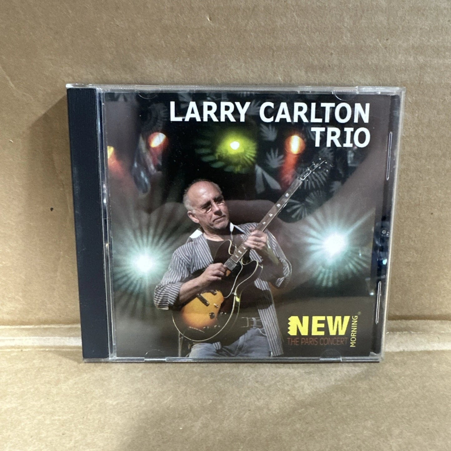 LARRY CARLTON - The Paris Concert - 335 Records 2011 CD VG Rare