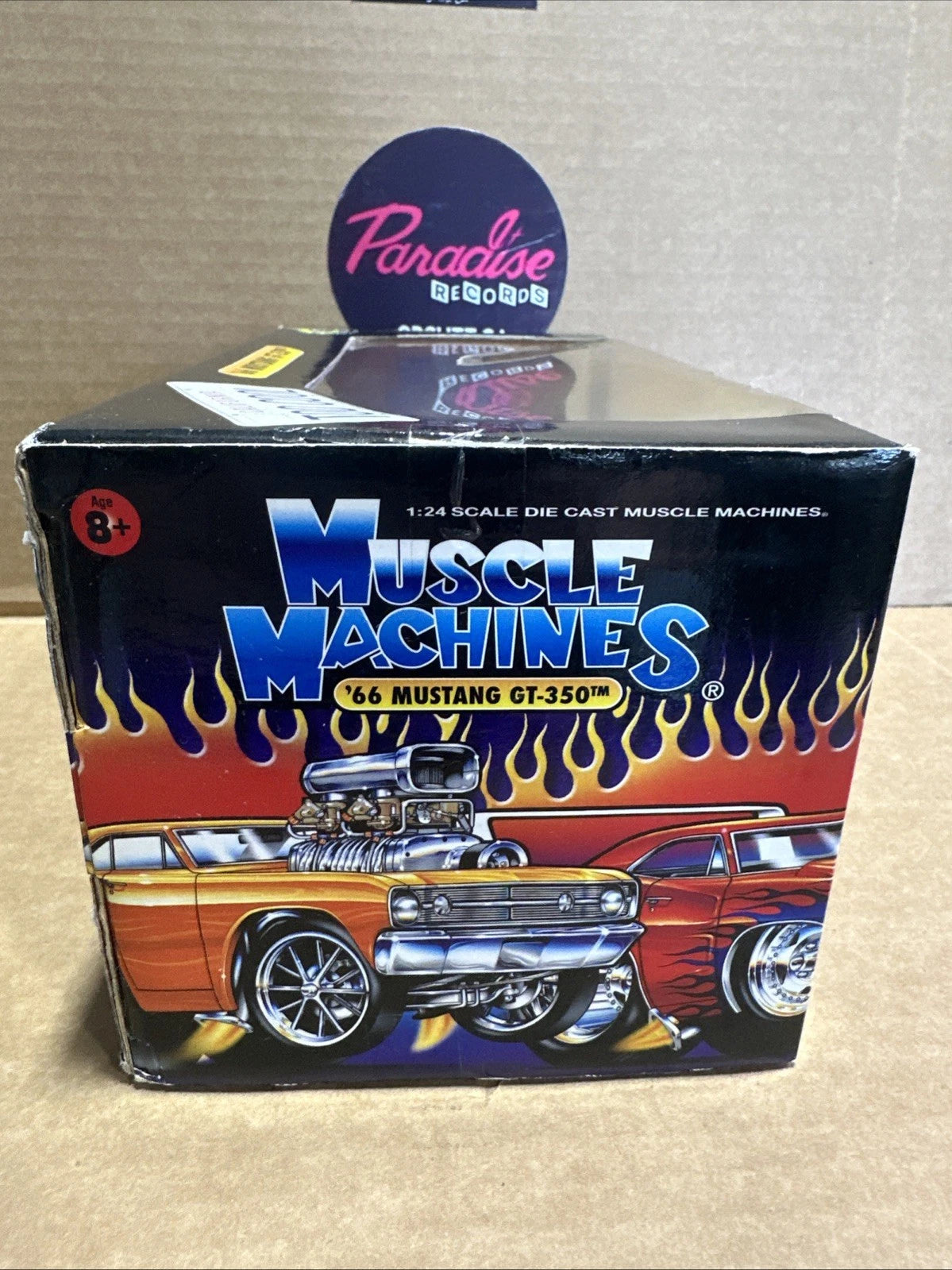 Muscle Machines 1:24 Scale - 1970 Olds Cutlass 442 (2004)