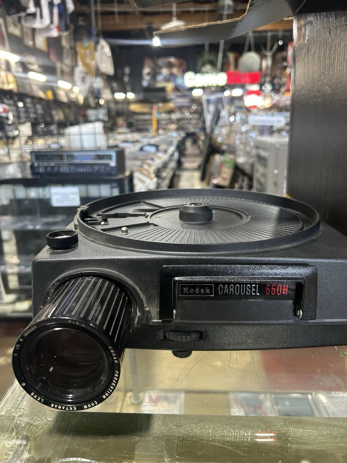 For Parts - Kodak carousel 650H Projector w/ Extra Bulb