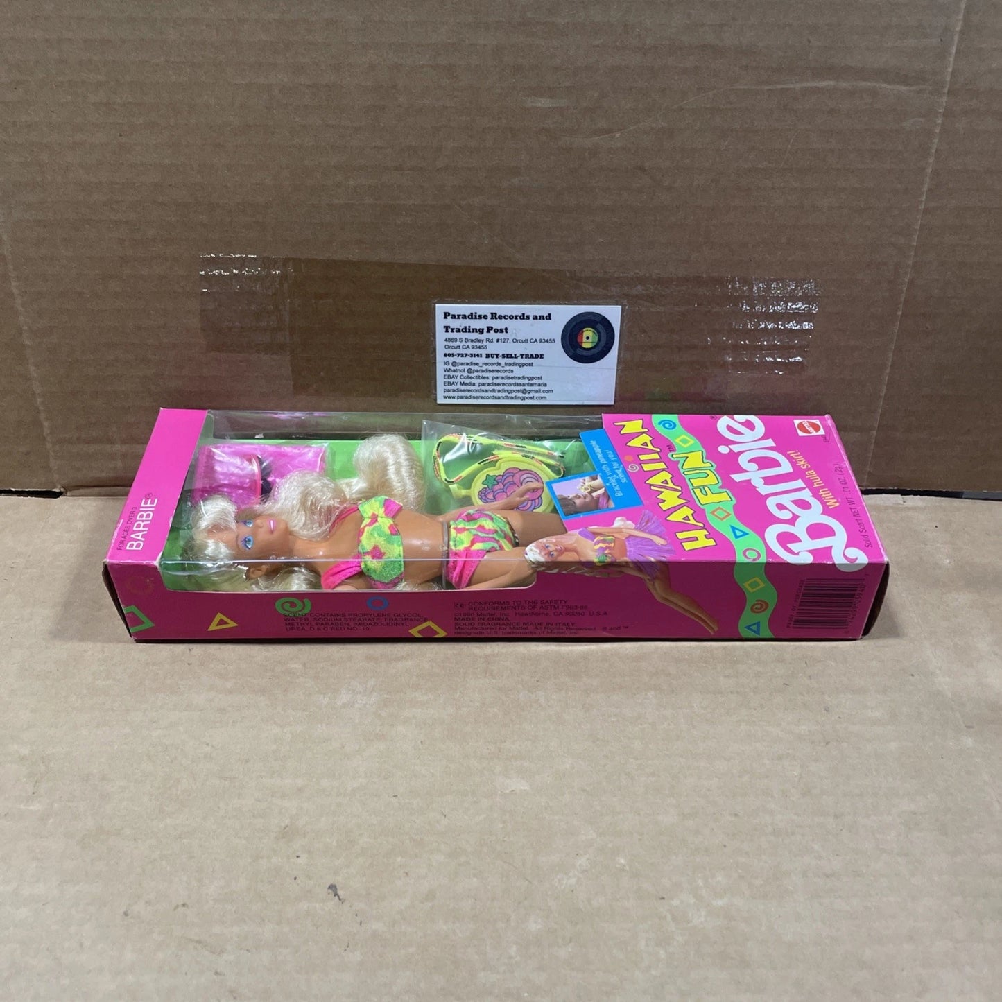 1990 Hawaiian Fun Barbie w/Hula Skirt & Pineapple Scent Bracelet New In Box HTF