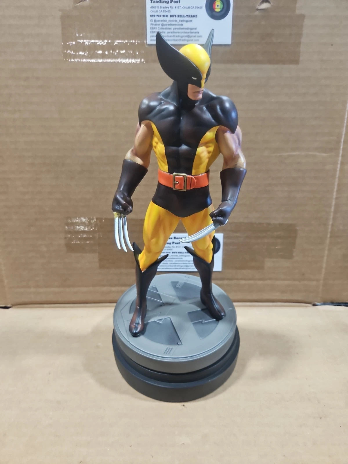 WOLVERINE Bowen Brown Museum Statue 12" X-Men 338/1500