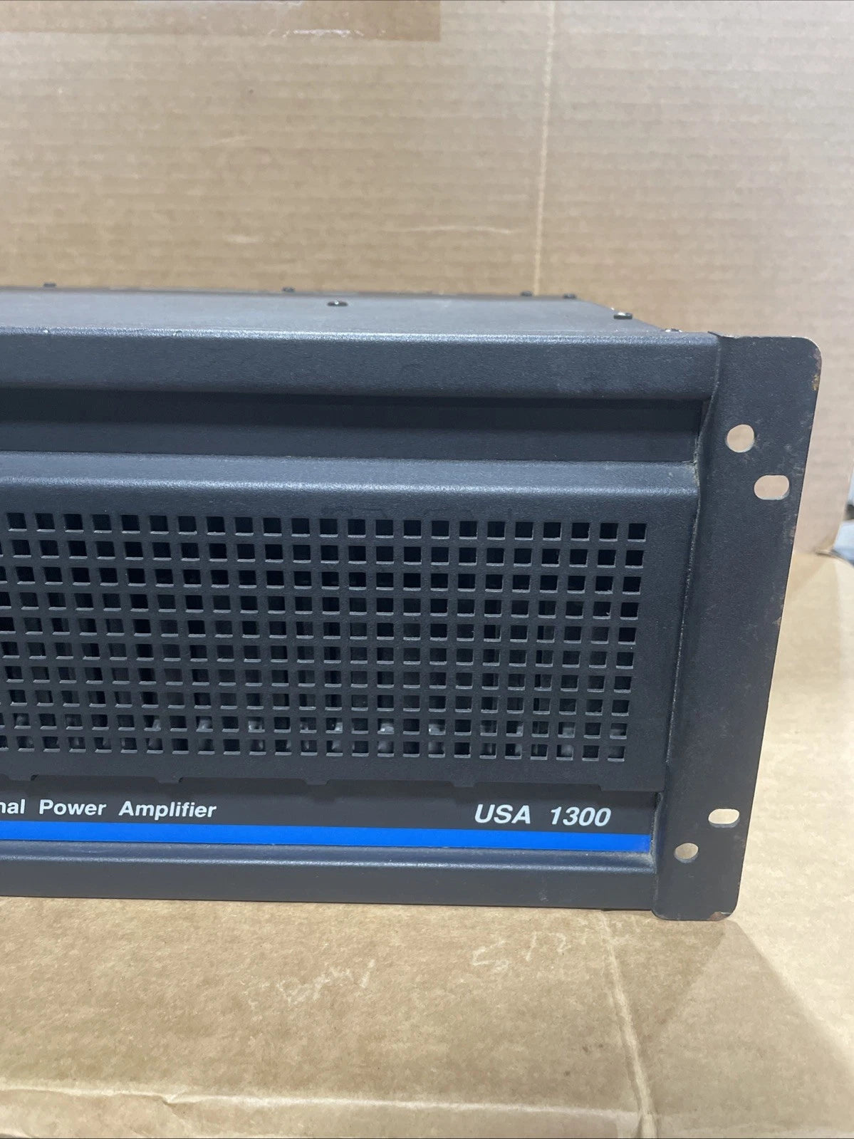 QSC USA 1300 Professional Power Amplifier 650W 4 OH Tested